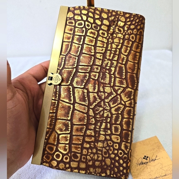 Patricia Nash Cauchy Wallet